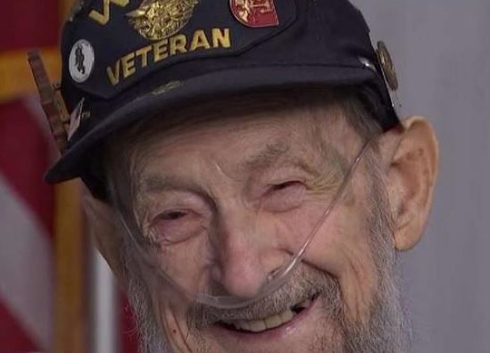 First Navy SEAL team's last living member turns 94
